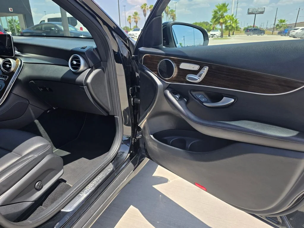 Used 2021 Black Mercedes-Benz GLC 300 image 16
