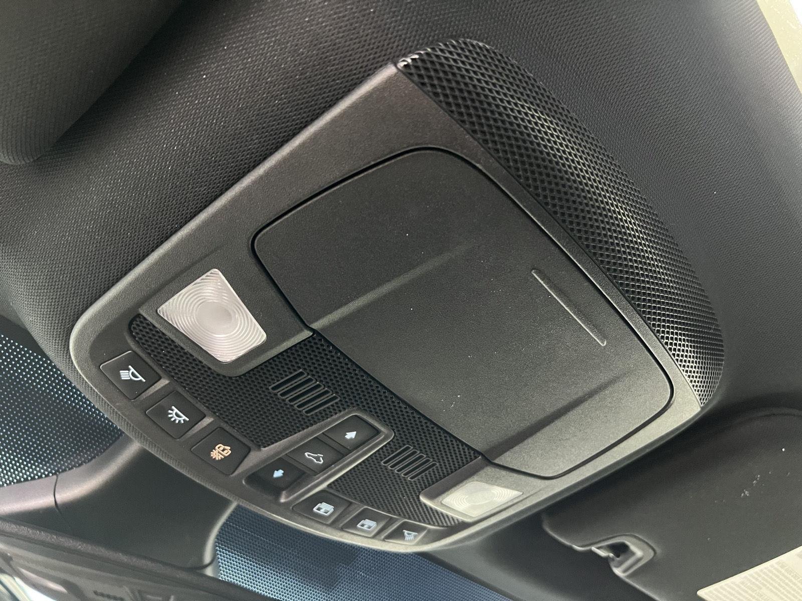 2021 Ford Edge ST-Line - Photo 21