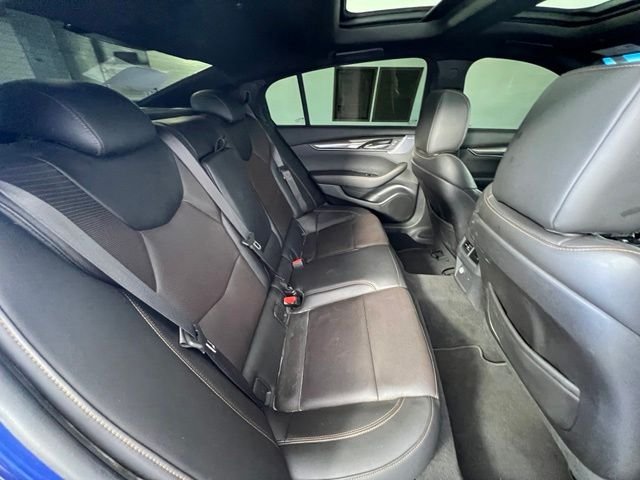 Used 2020  Cadillac Sport image 42
