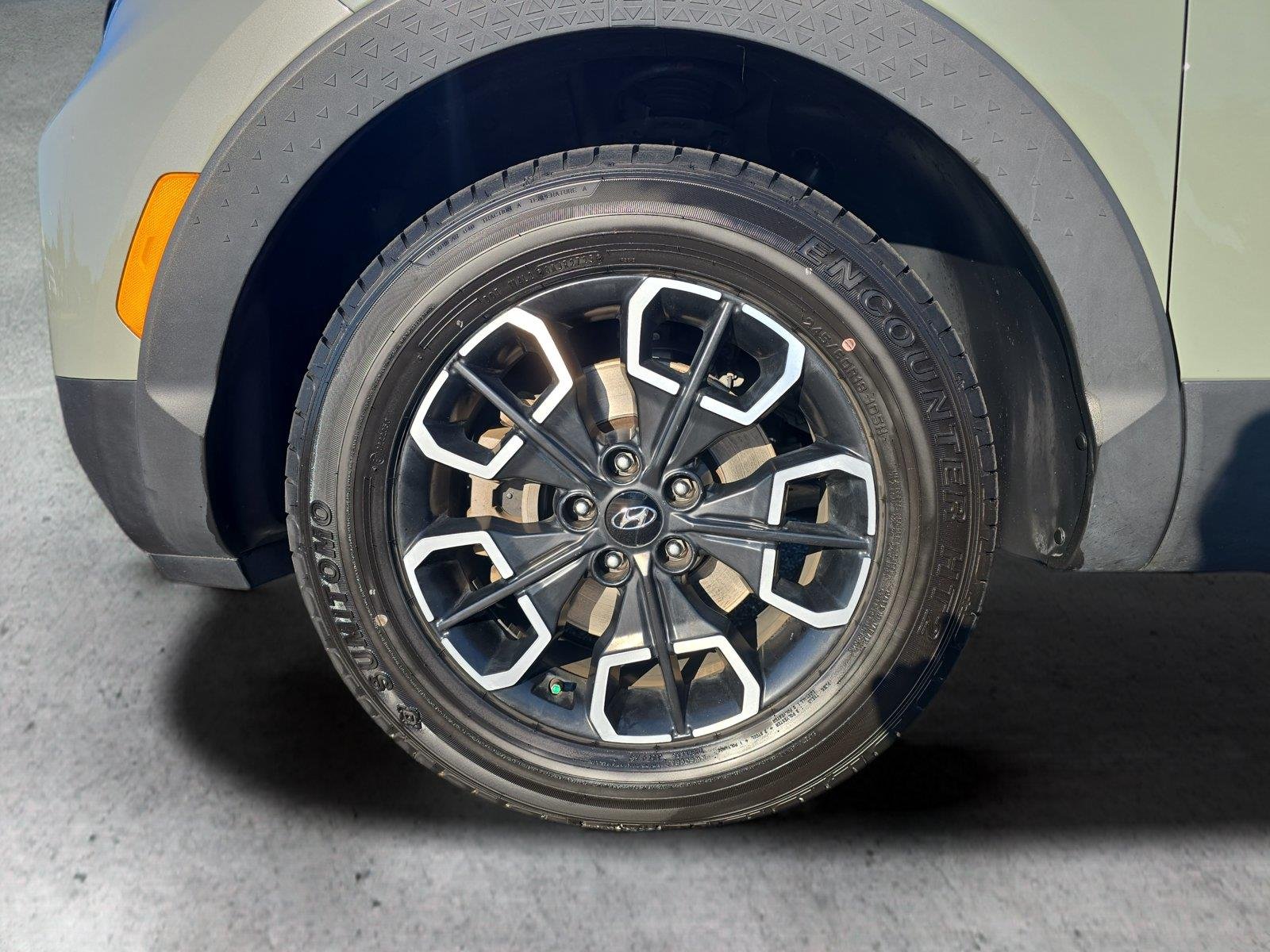 Used 2022 Sage Gray Hyundai SEL image 28