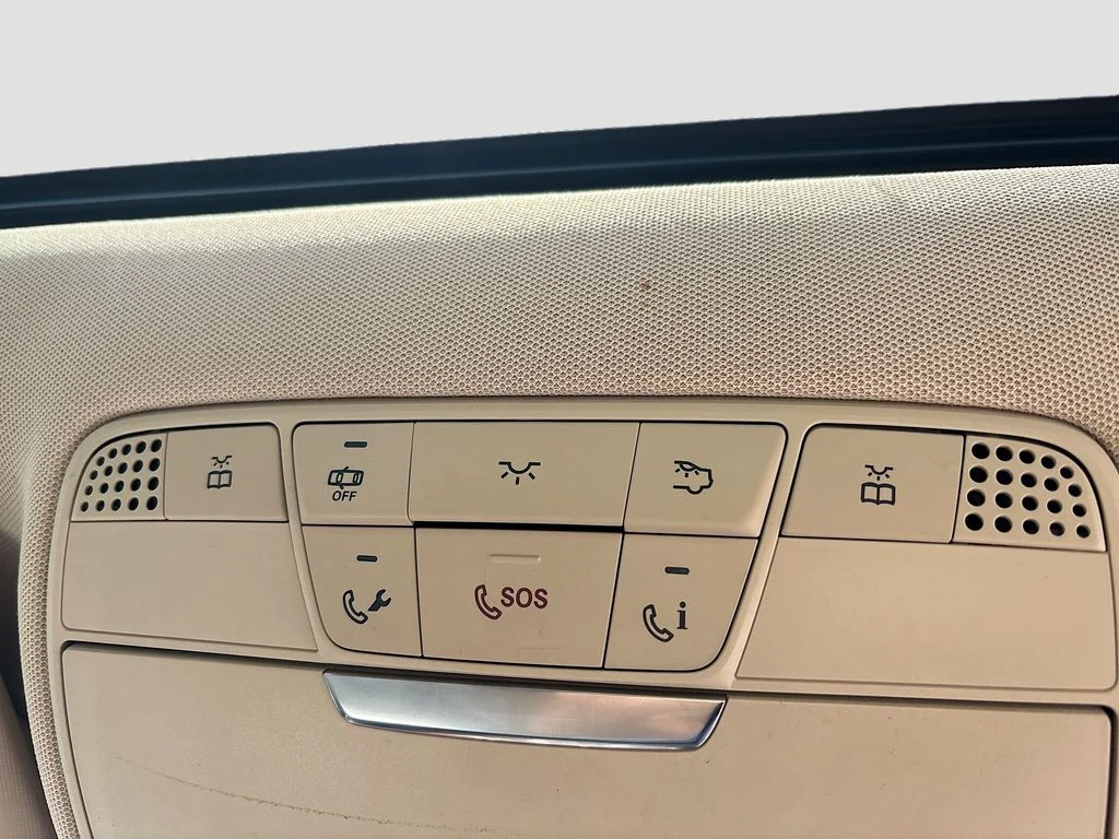Used 2018 Black Mercedes-Benz E 400 image 29