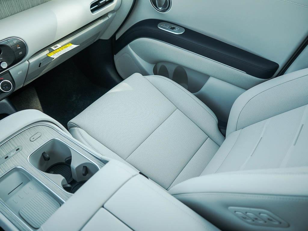 New 2026 Abyss Black Pearl Hyundai Calligraphy AWD image 53