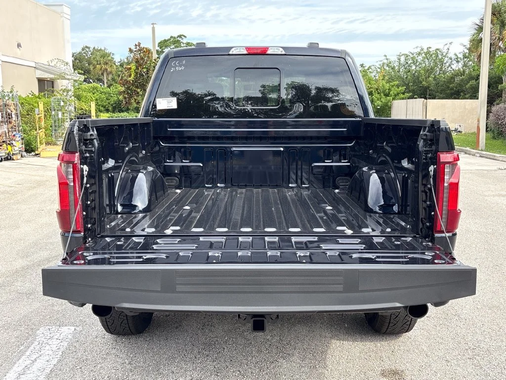 New 2026 Blue Ford XLT image 31