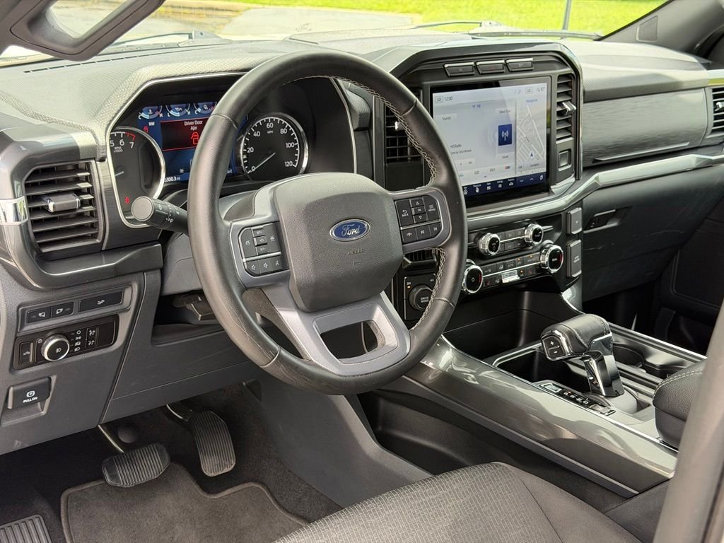 Used 2023 White Ford XLT image 9