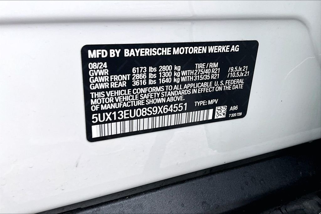 Used 2025 White BMW sDrive40i image 15