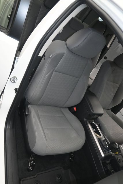 Used 2023 Ice Cap Toyota SR5 image 17