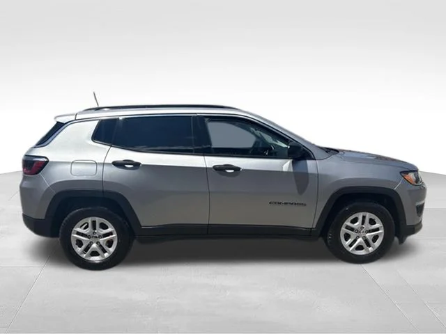 Used 2021 Silver Jeep Sport image 2