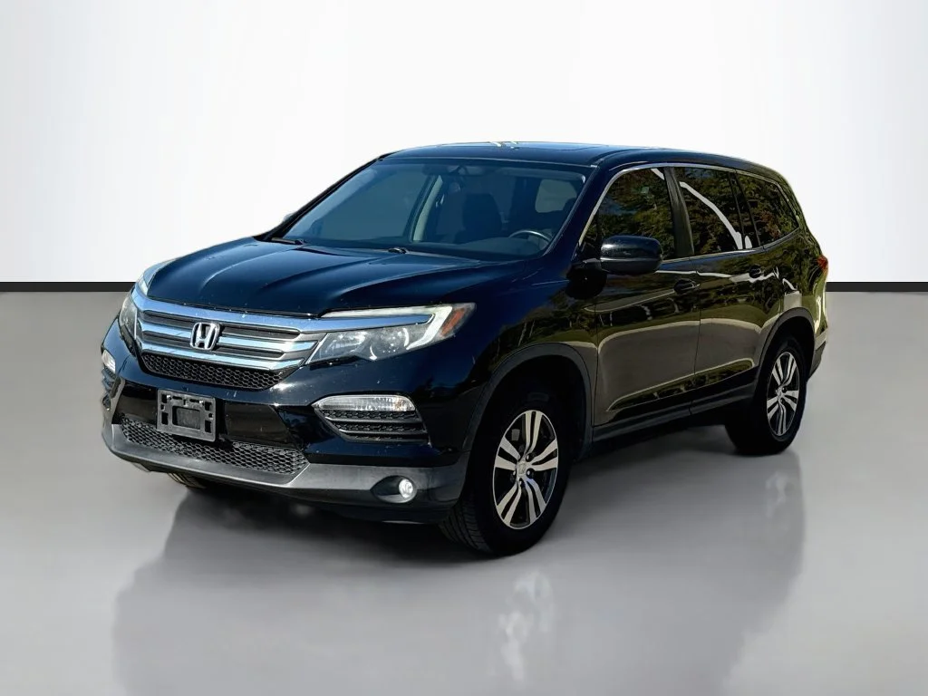 Used 2016 Crystal Black Pearl Honda EX-L image 3