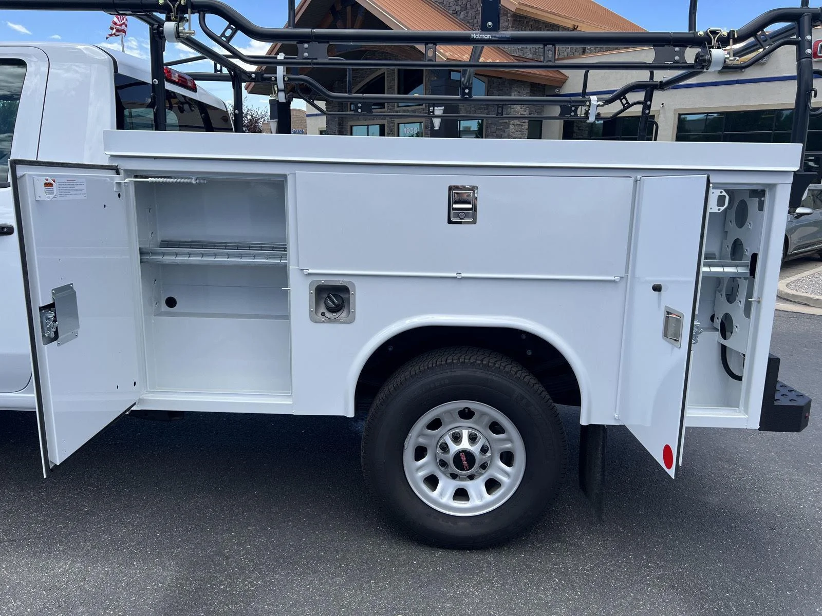 2025 GMC Sierra 3500HD Pro - Photo 14
