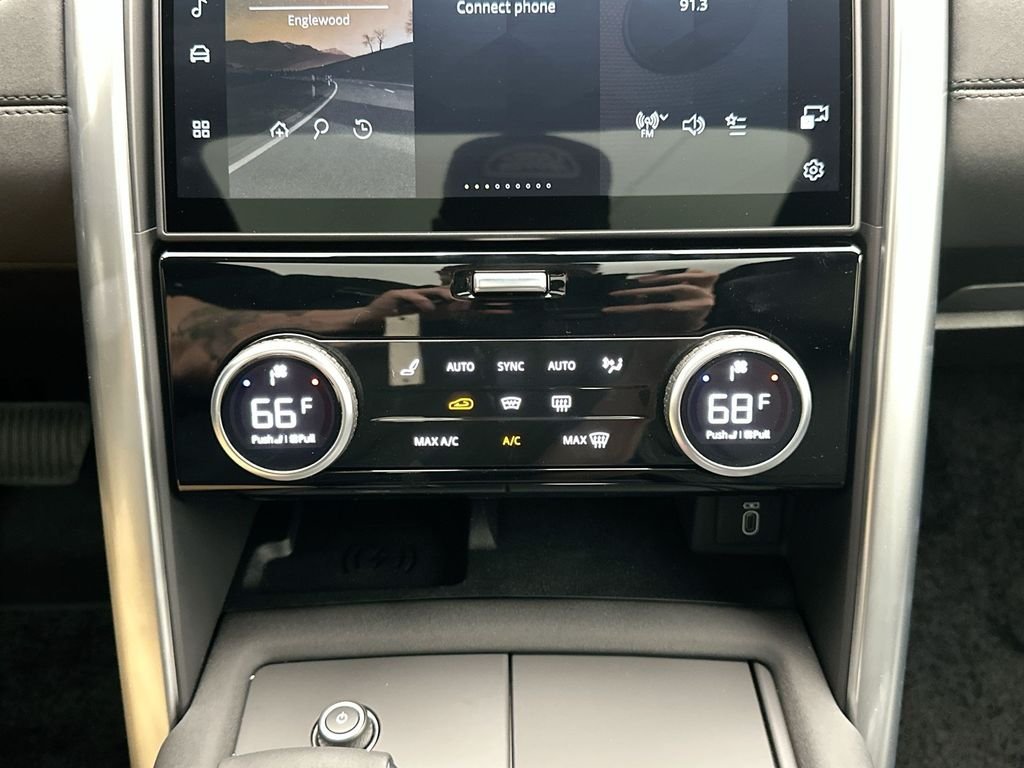 New 2026 Fuji White Land Rover S image 13