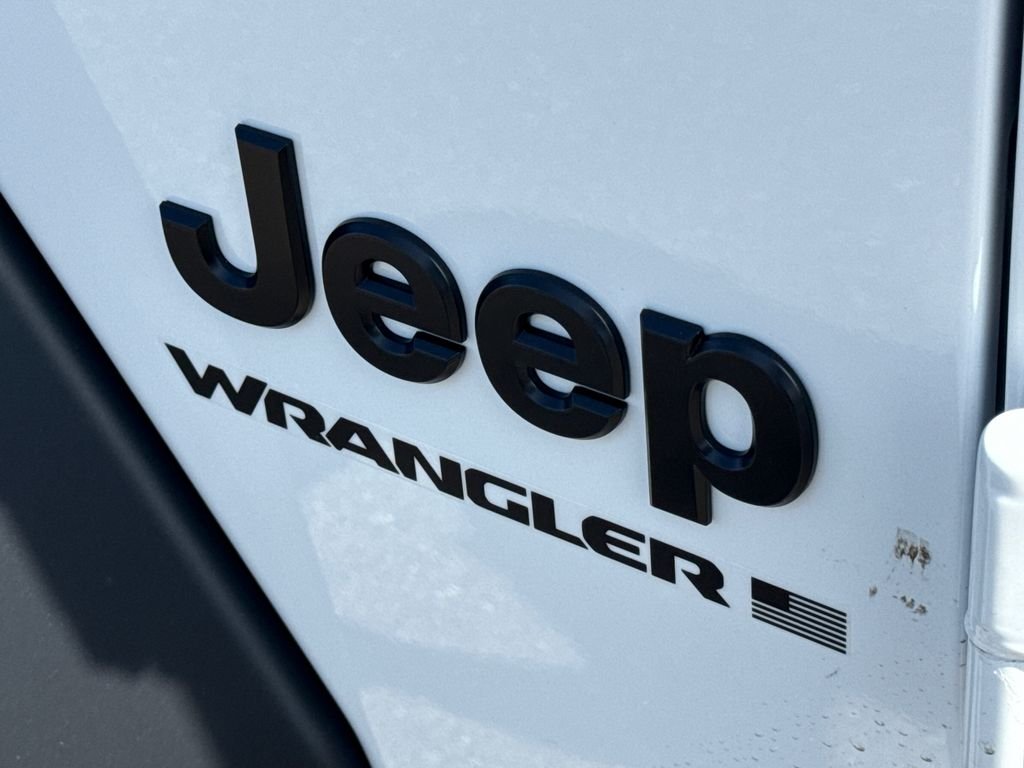 New 2026 Bright White Clearcoat Jeep Sport S image 11