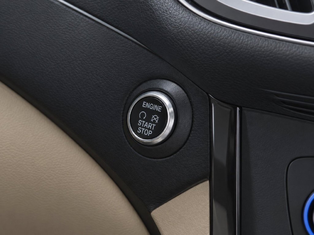 Used 2018 Gold Ford Titanium image 28