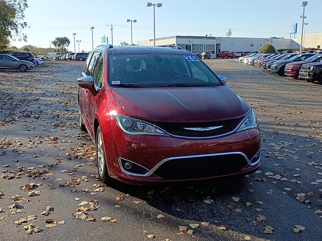 Used 2020 Velvet Red Pearl Coat Chrysler Limited image 1