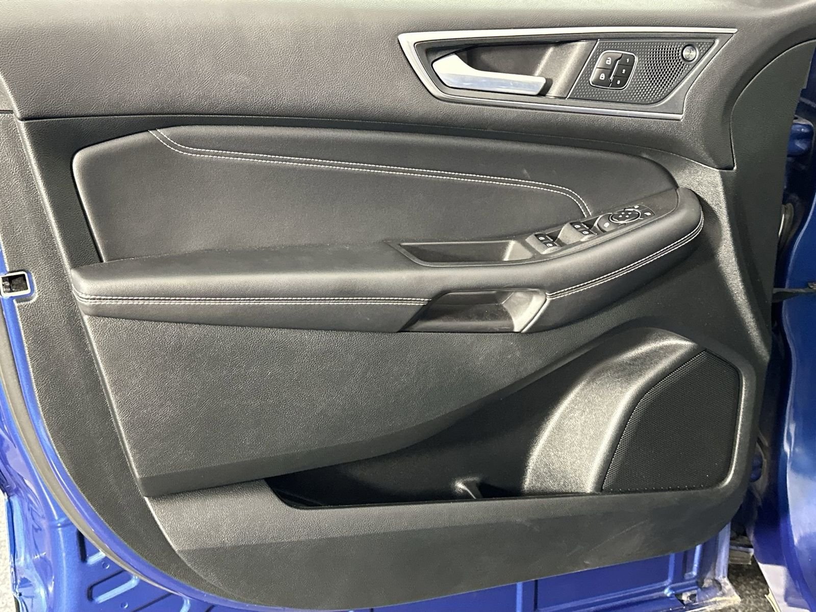 2024 Ford Edge Titanium - Photo 27