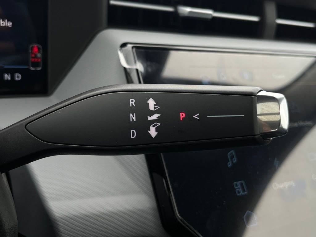 2027 Chevrolet Bolt RS - Photo 26