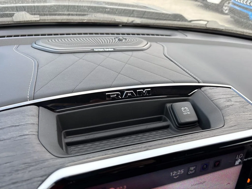 New 2026 Diamond Black Crystal Pearl-Coat Exterior Paint RAM Limited image 21