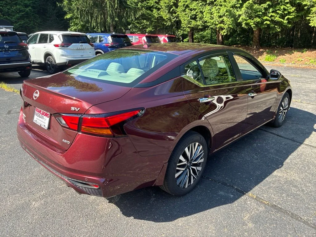 Certified Used 2024 Red Nissan 2.5 SV image 7