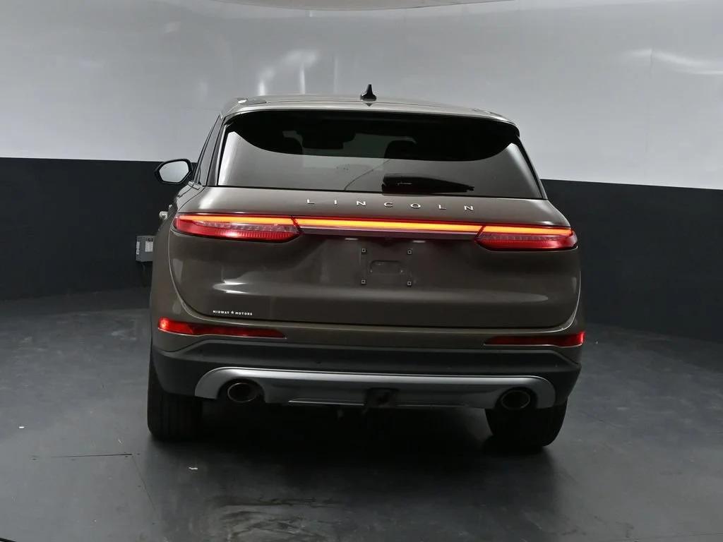 Certified Used 2025 Gray Lincoln Premiere image 3