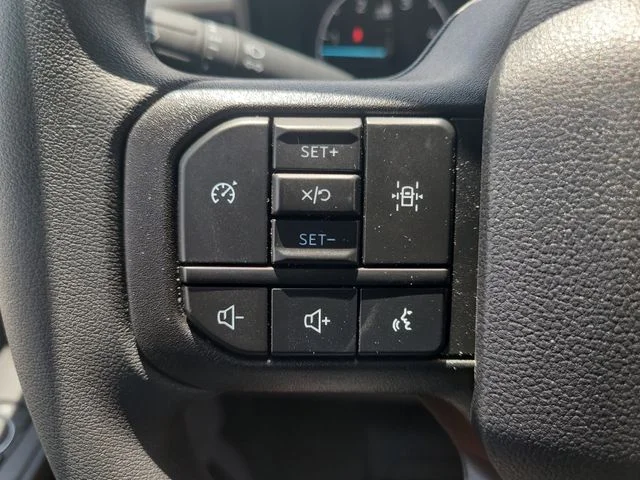 New 2026 Oxford White Ford XL image 28