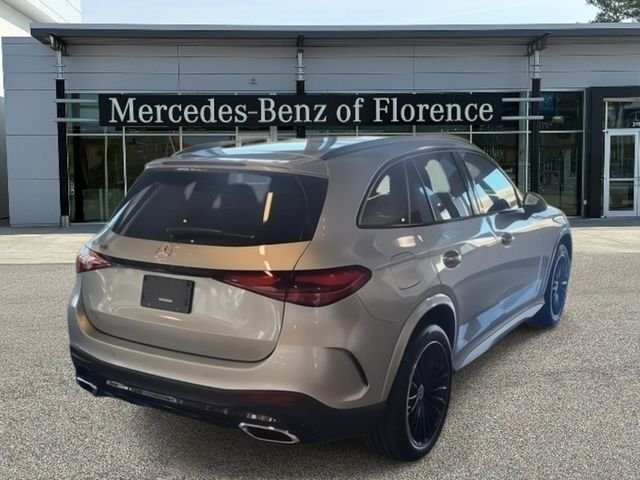 Used 2026 Silver Mercedes-Benz GLC 300 image 3