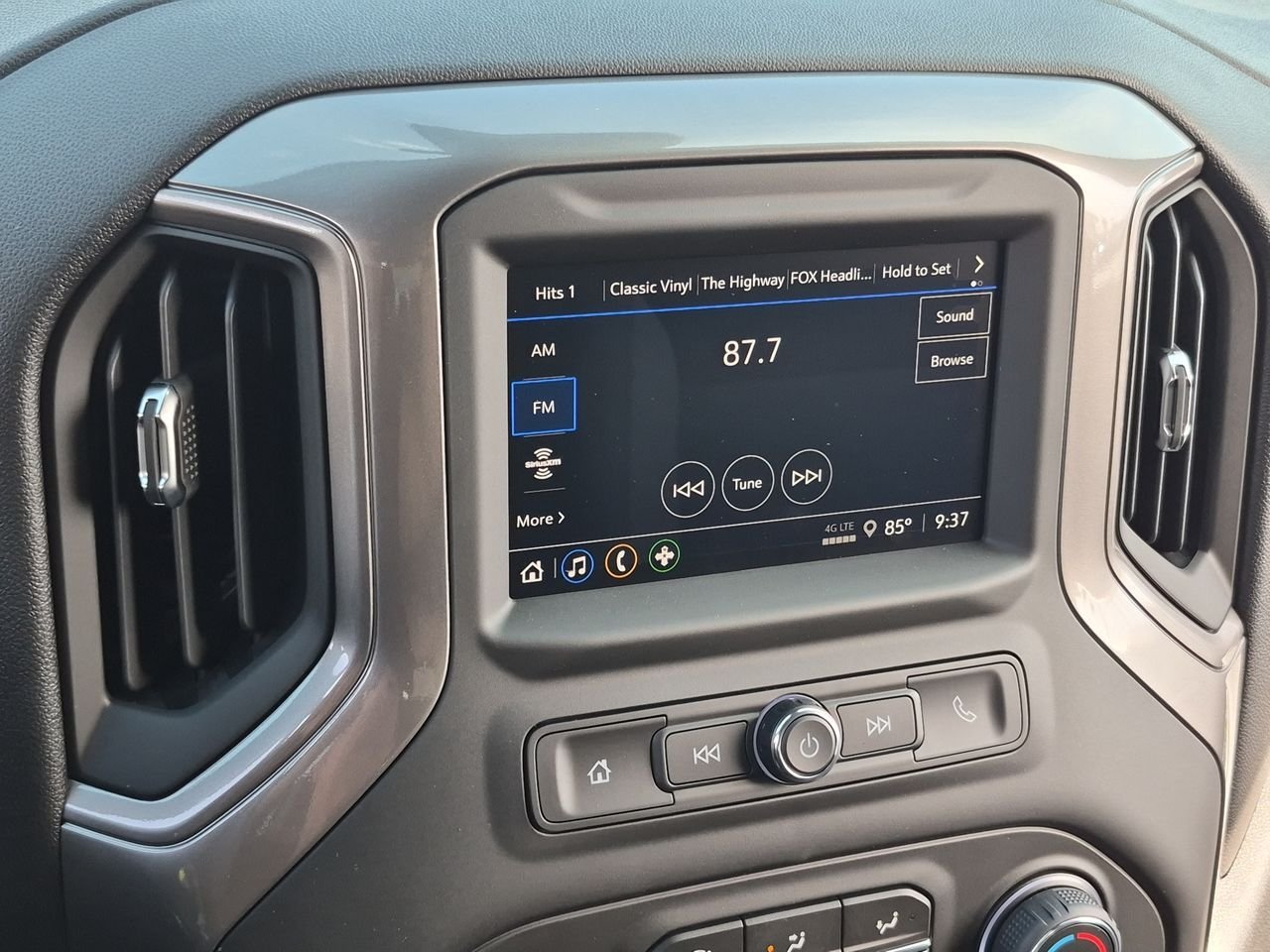 2026 Chevrolet Silverado 1500 Custom - Photo 13
