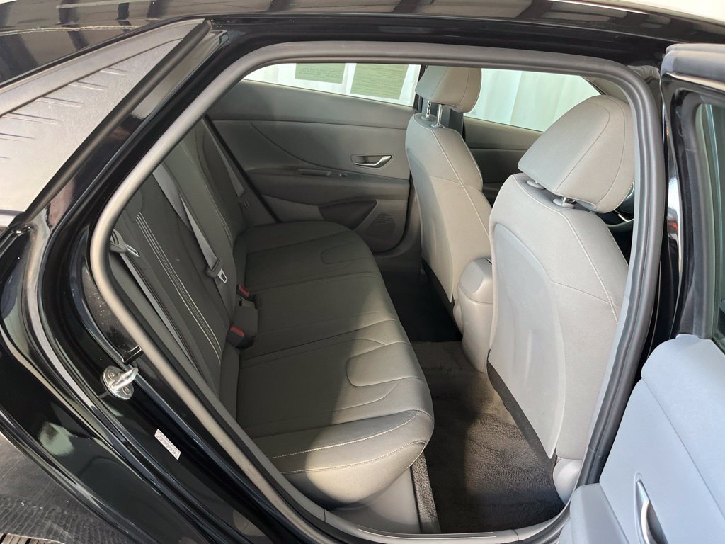 Used 2021 Black Hyundai SEL image 21