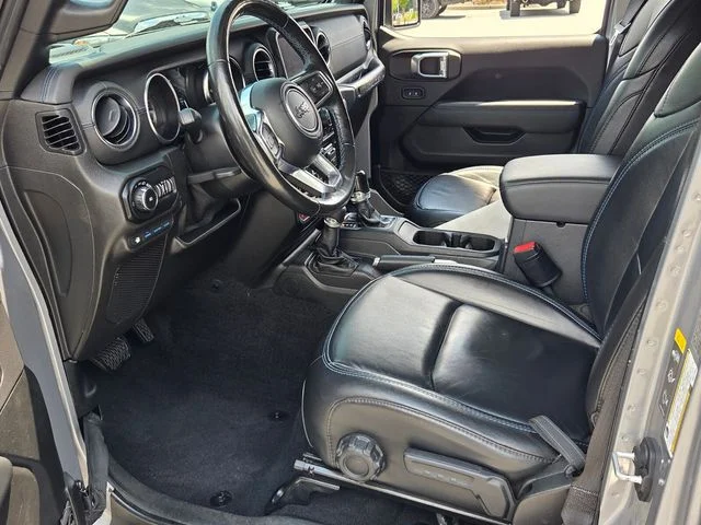 Used 2021 Silver Jeep Unlimited Rubicon 4xe image 16
