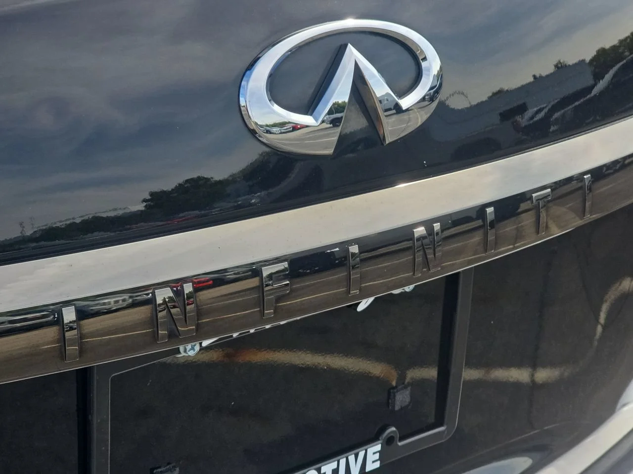 Used 2022 Black INFINITI PREMIUM SELECT AWD image 33