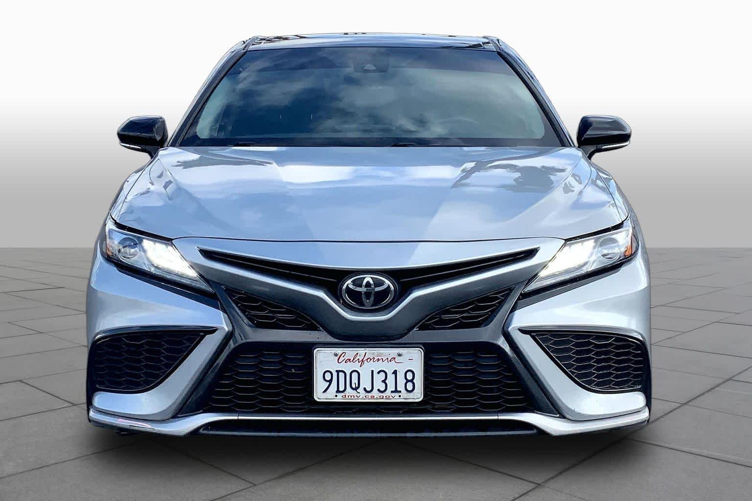 Used 2022 Celestial Silver Metallic/Midnight Black Metallic Toyota XSE image 3