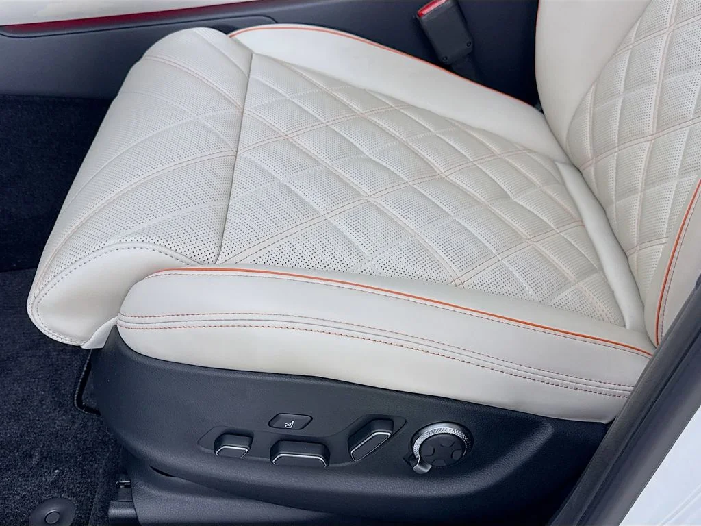 2026 GENESIS GV70 Sport Prestige - Photo 20