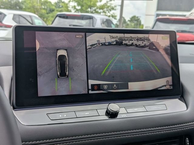 New 2026 Everest White Pearl TriCoat Nissan Platinum image 21