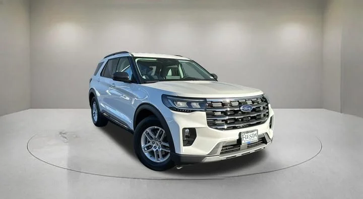 2026 Ford Explorer's photo