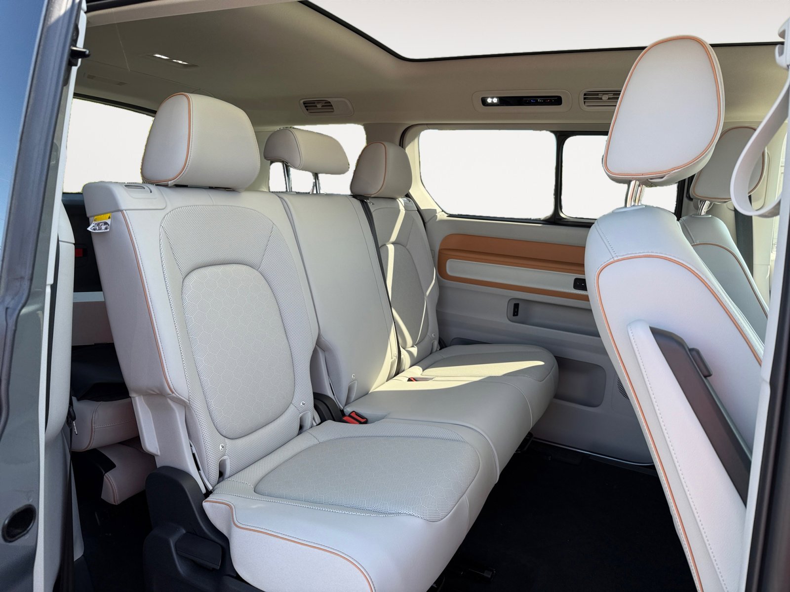 2025 Volkswagen ID. Buzz 1st Edition - Photo 18