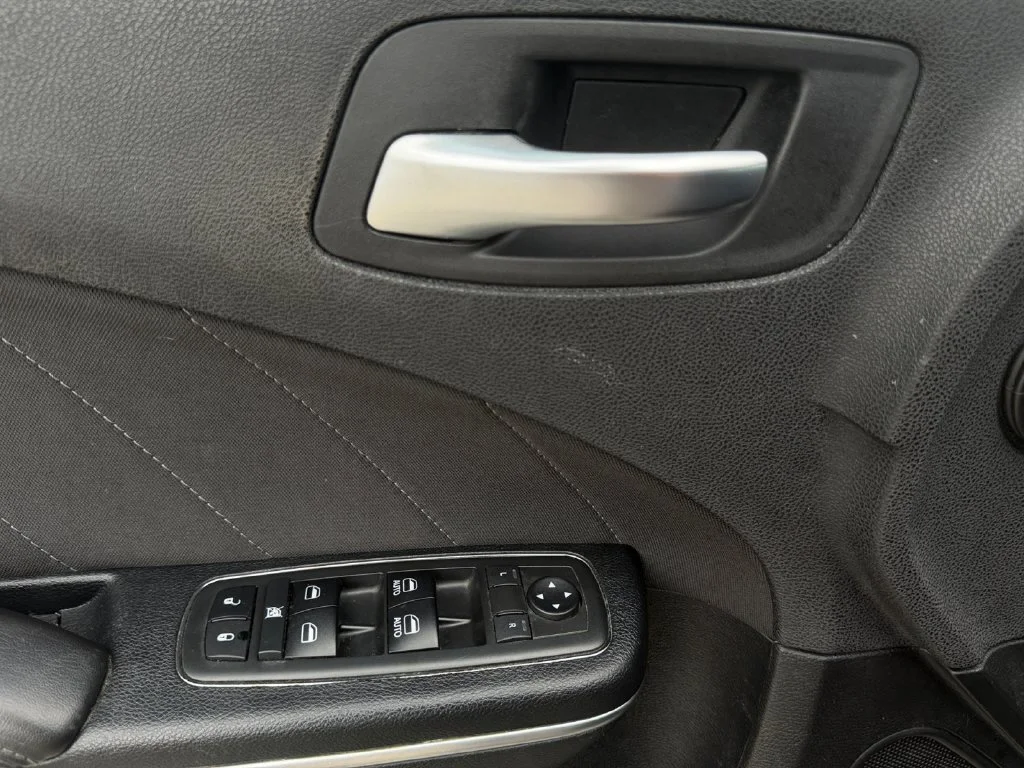 Used 2018 Black Dodge R/T image 28
