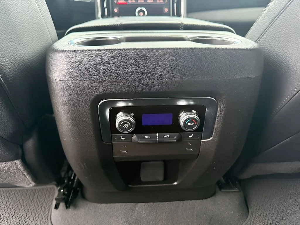Used 2025 Summit White GMC Denali image 23