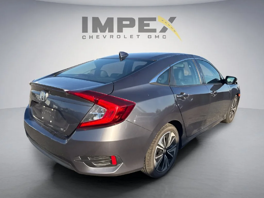Used 2018  Honda EX-L image 5