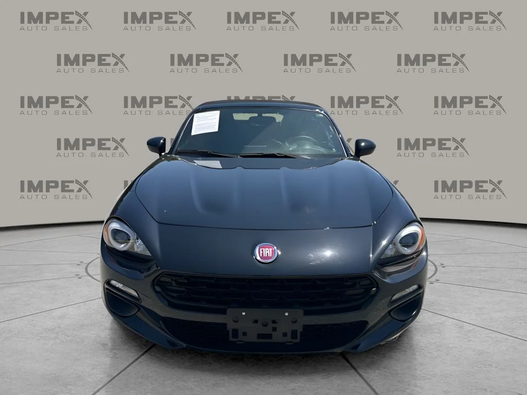 Used 2018 Black FIAT Classica image 9