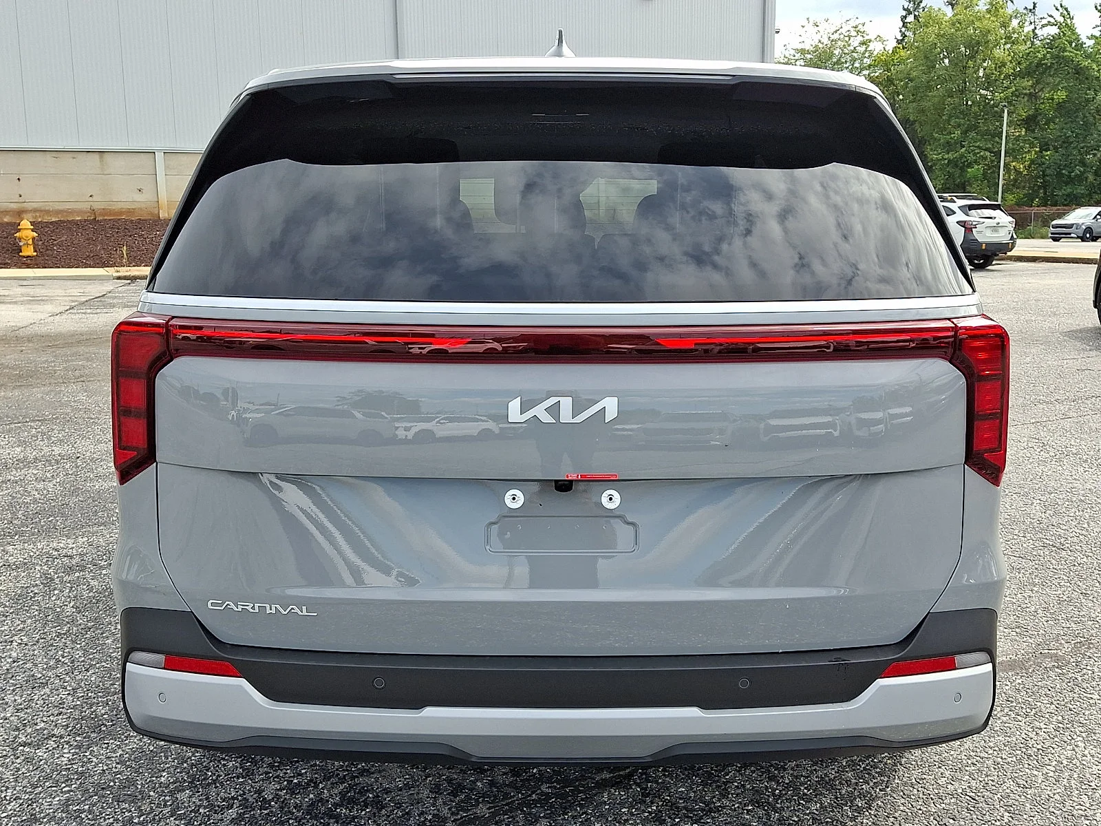 New 2027 Silver Kia LXS image 6