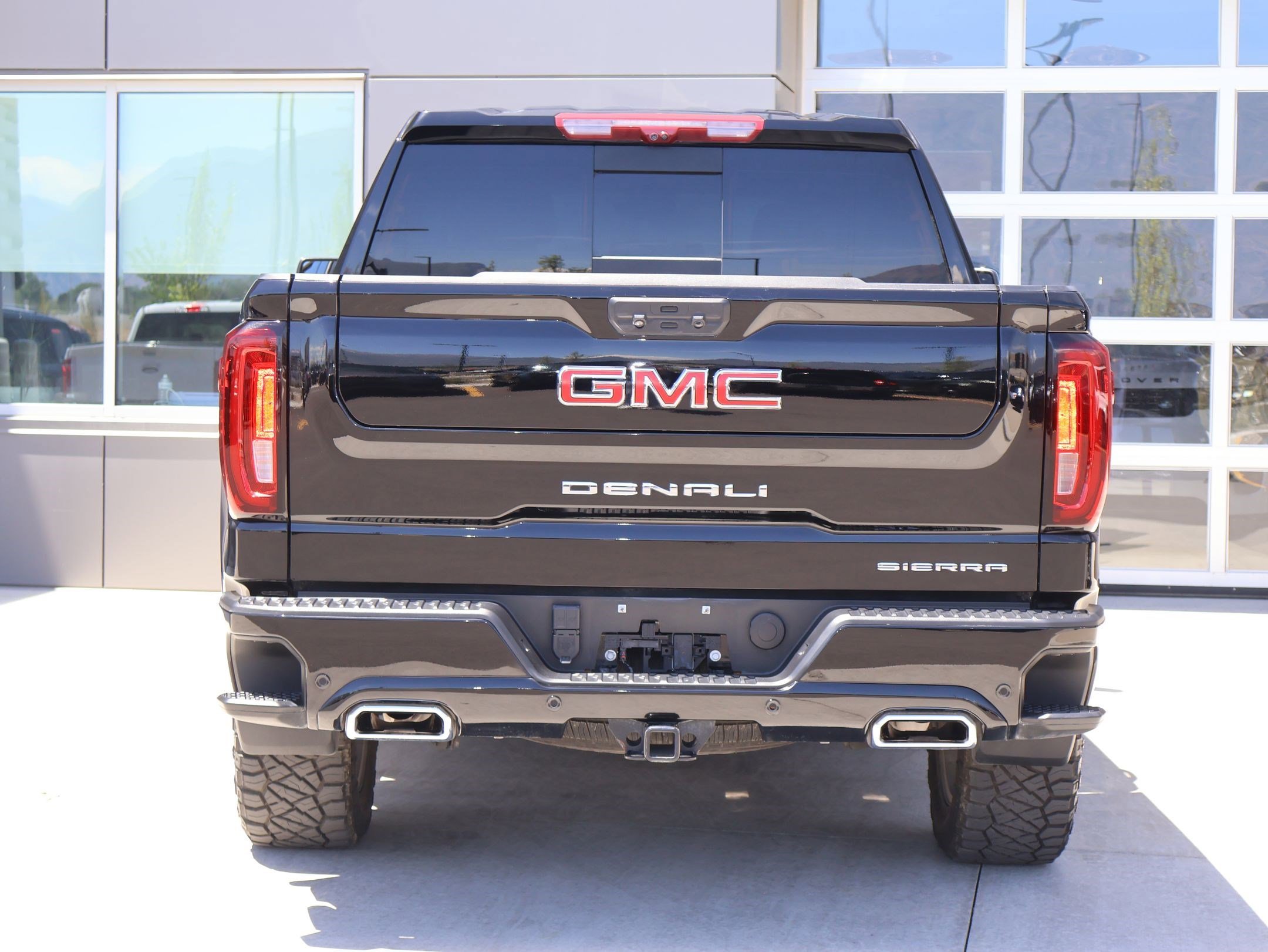 Used 2023 Onyx Black GMC Denali image 7