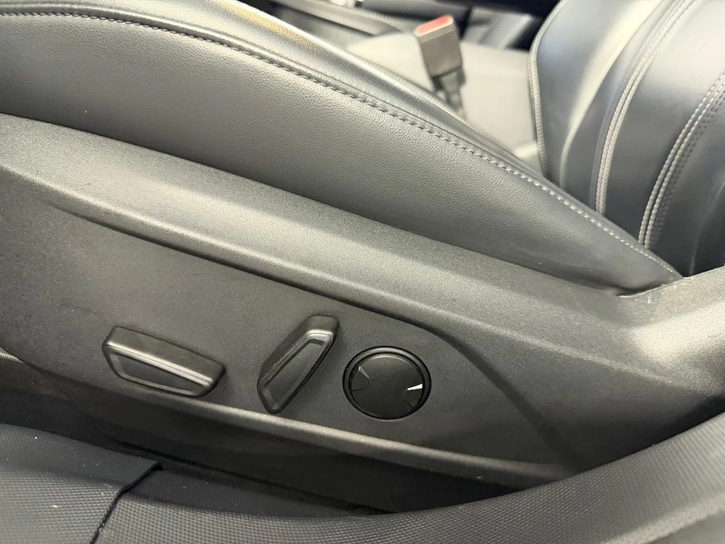 Certified Used 2023 Black Ford Select image 24