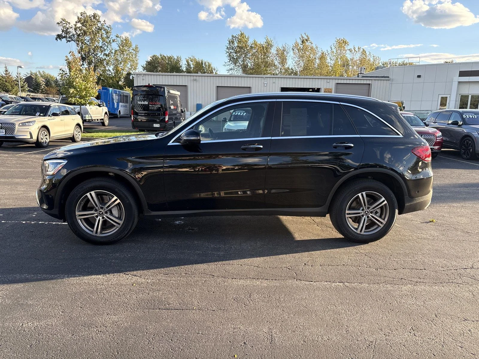 Used 2022 Black Mercedes-Benz GLC 300 image 4