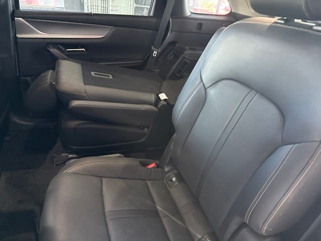 Used 2024 White Mazda Preferred image 6