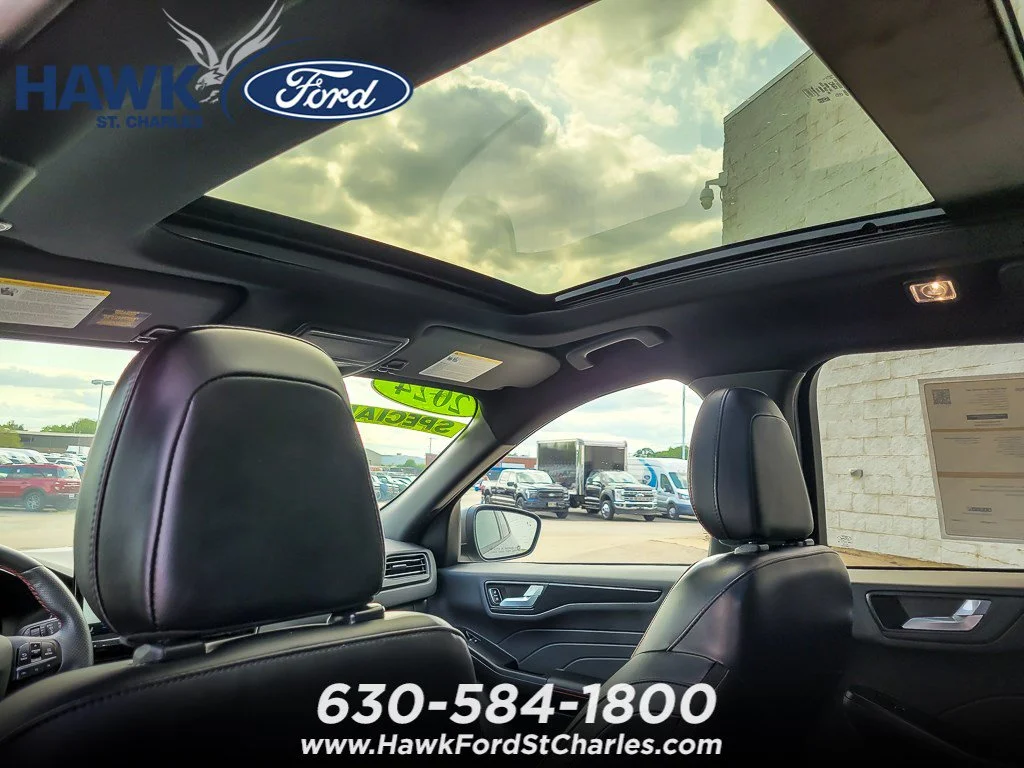 Used 2024 Silver Metallic Ford ST-Line image 10
