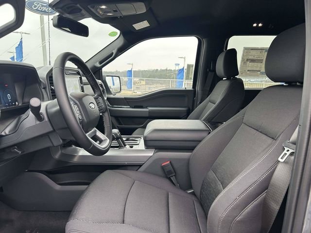 New 2026 Carbonized Gray Metallic Ford XLT image 8