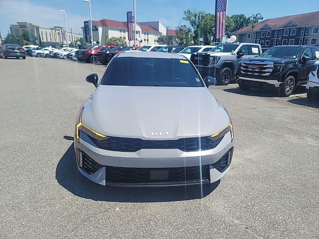 Used 2025 Gray Kia GT-Line image 2