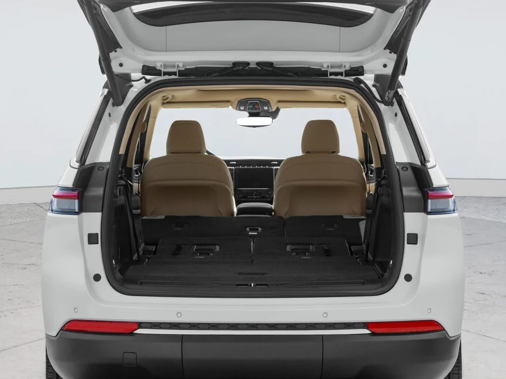 Used 2022 White Jeep Limited image 32