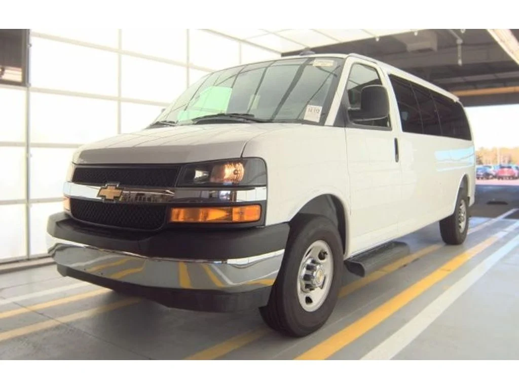 2025 Chevrolet Express Passenger LT
