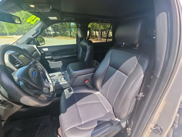 Used 2020 Silver Ford XLT image 11