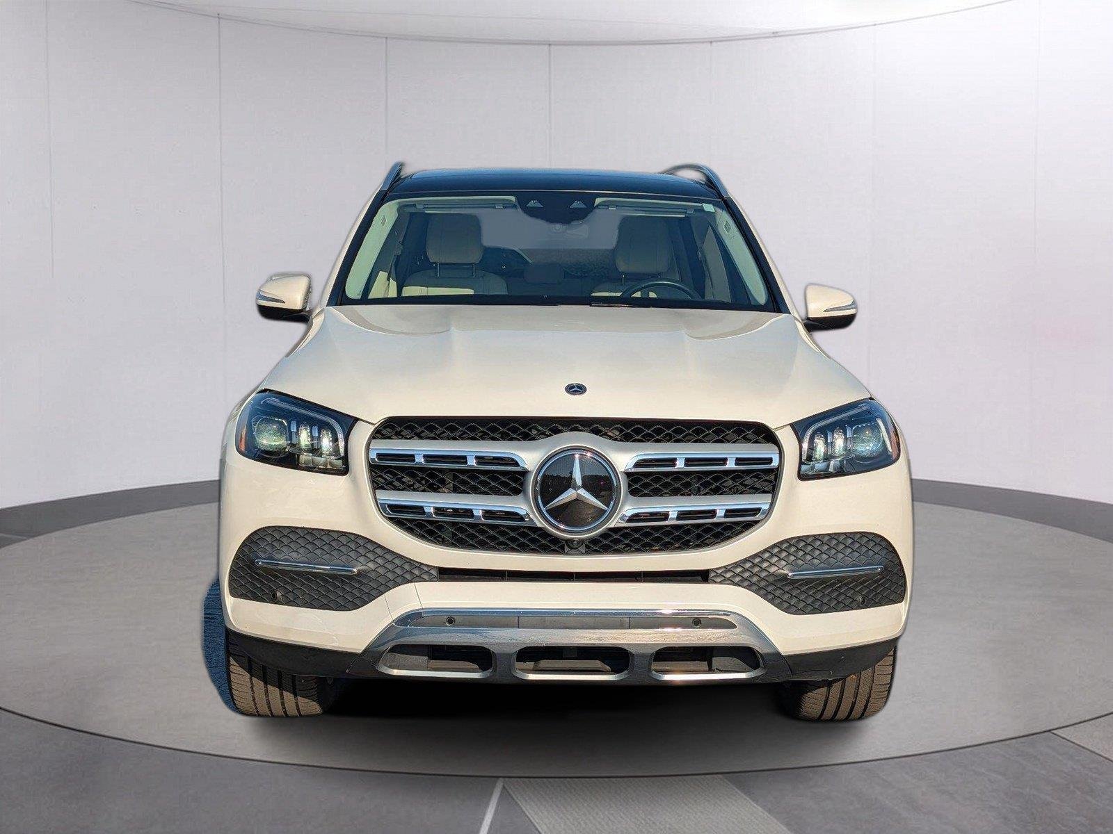 Used 2022 MANUFAKTUR Diamond White Bright Mercedes-Benz GLS 450 image 4