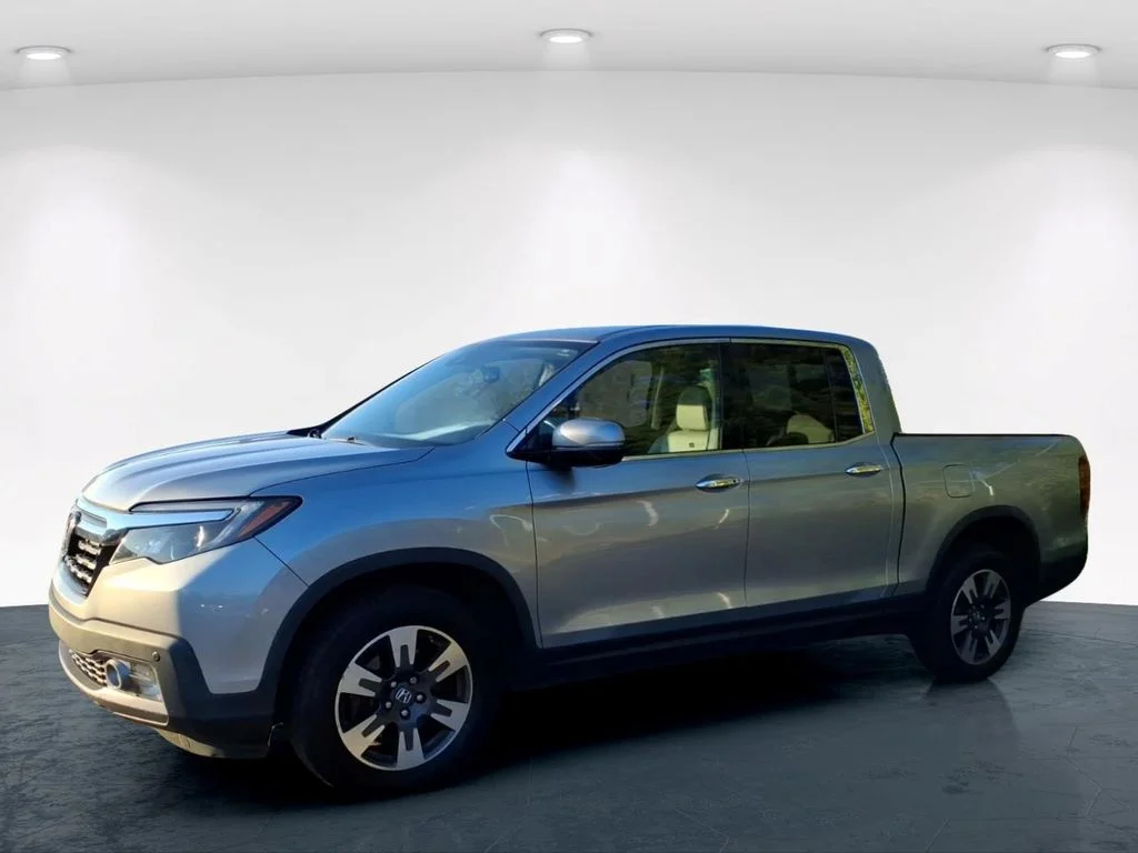 Used 2017 Silver Honda RTL-E image 13